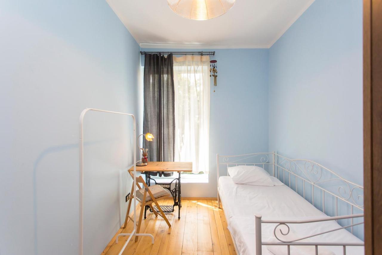 Colorful 2Bdr Apartment In The City Center โซเฟีย ภายนอก รูปภาพ